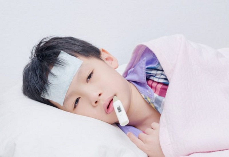 Bệnh sốt virus ở trẻ em là gì?
