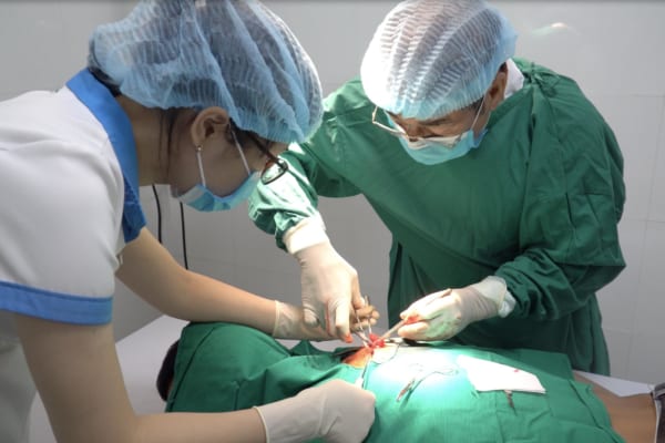 Tiểu phẫu cắt bỏ u mỡ